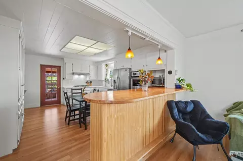 Kitchen - 91 Broad St, Sutter Creek, CA 95685 photo 1 of 5