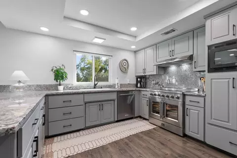 Kitchen - 13088 Cherry Rd, Wilton, CA 95693 photo 5 of 6