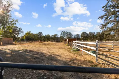 Exterior - 13088 Cherry Rd, Wilton, CA 95693 photo 11 of 18