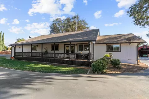 Exterior - 13088 Cherry Rd, Wilton, CA 95693 photo 15 of 18