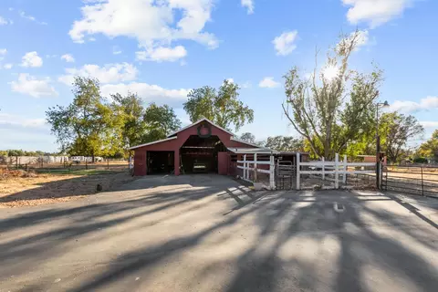Exterior - 13088 Cherry Rd, Wilton, CA 95693 photo 13 of 18