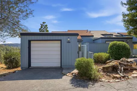 186 Normandy Ct, Grass Valley, CA 95945