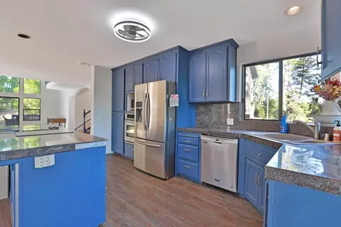 Kitchen - 5486 Manx Rd, Pollock Pines, CA 95726 photo 2 of 4