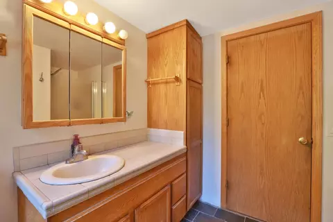 Bath - 5486 Manx Rd, Pollock Pines, CA 95726 photo 5 of 6
