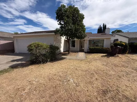 6300 Seyferth Way, Sacramento, CA 95823