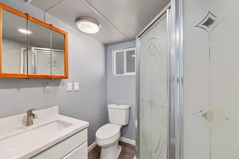 Bath - 324 Wilson Ave, Modesto, CA 95354 photo 4 of 4