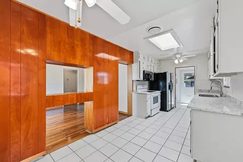 Kitchen - 324 Wilson Ave, Modesto, CA 95354 photo 2 of 5