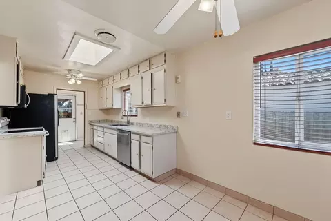 Kitchen - 324 Wilson Ave, Modesto, CA 95354 photo 1 of 5