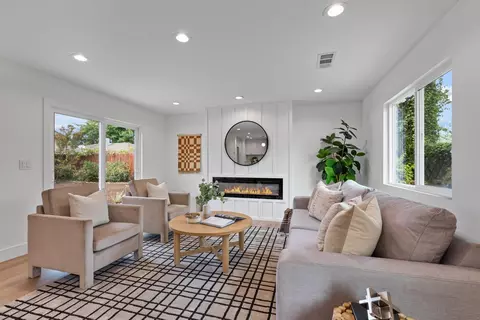 Living - 6341 David Ave, Loomis, CA 95650 photo 1 of 2