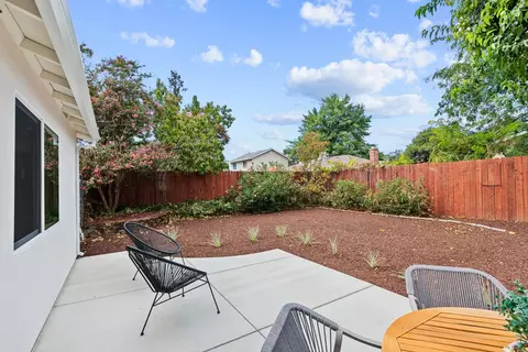 Exterior - 6341 David Ave, Loomis, CA 95650 photo 4 of 9