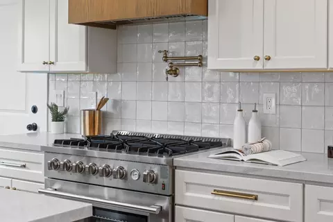 Kitchen - 6341 David Ave, Loomis, CA 95650 photo 6 of 10