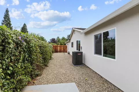 Exterior - 6341 David Ave, Loomis, CA 95650 photo 7 of 9