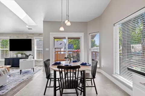 Dining - 5515 3rd St, Rocklin, CA 95677 photo 1 of 1