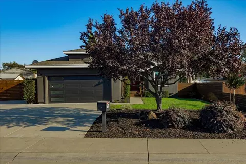 Exterior - 5515 3rd St, Rocklin, CA 95677 photo 8 of 14
