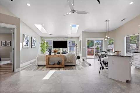 Entry Way - 5515 3rd St, Rocklin, CA 95677 photo 1 of 6
