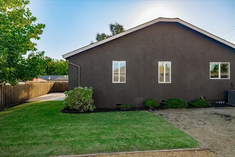 Exterior - 5515 3rd St, Rocklin, CA 95677 photo 12 of 14