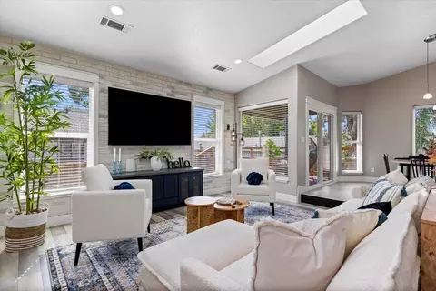Living - 5515 3rd St, Rocklin, CA 95677 photo 1 of 2