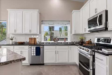 Kitchen - 5515 3rd St, Rocklin, CA 95677 photo 2 of 4