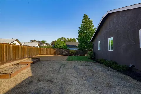 Exterior - 5515 3rd St, Rocklin, CA 95677 photo 10 of 14