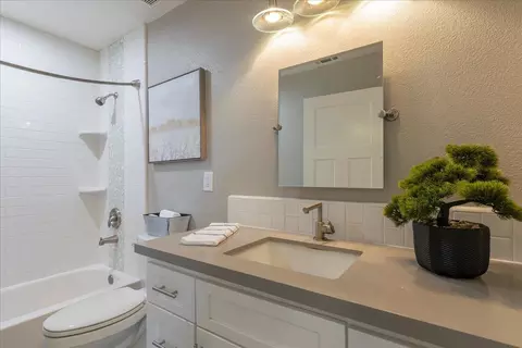 Bath - 5515 3rd St, Rocklin, CA 95677 photo 1 of 4