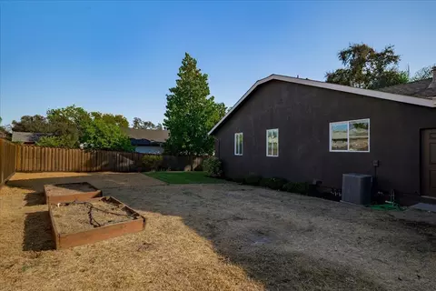 Exterior - 5515 3rd St, Rocklin, CA 95677 photo 11 of 14