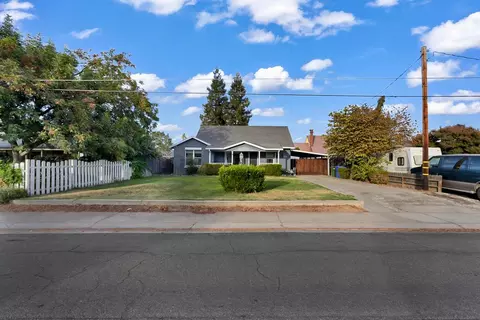 3308 Fresno St, Denair, CA 95316