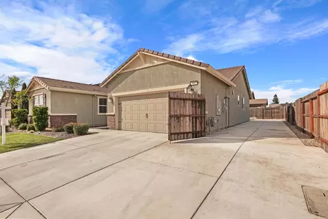 Other - 691 Lippi St, Galt, CA 95632 photo 2 of 8