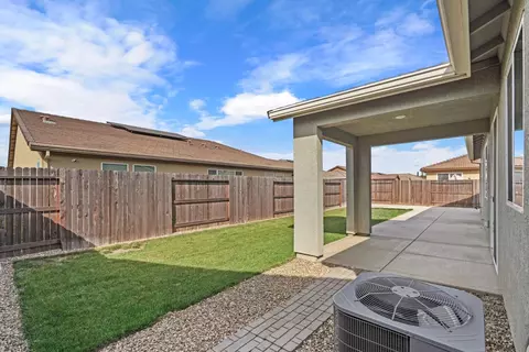 Exterior - 691 Lippi St, Galt, CA 95632 photo 12 of 12