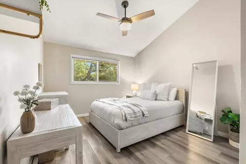 Bedroom - 6345 Barton Rd, Loomis, CA 95650 photo 3 of 4