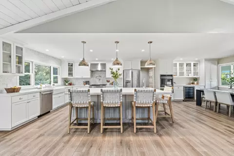 Kitchen - 6345 Barton Rd, Loomis, CA 95650 photo 3 of 11