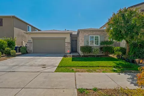 638 Phelps Dr, Merced, CA 95348