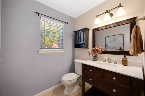 Bath - 4280 Hillock Dr, Placerville, CA 95667 photo 1 of 6