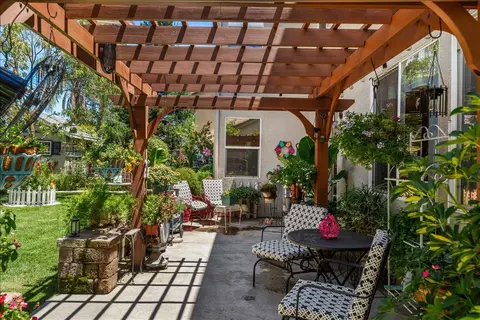 Exterior - 253 W Shasta Ave, Ripon, CA 95366 photo 11 of 24