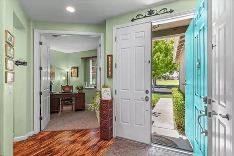 Entry Way - 253 W Shasta Ave, Ripon, CA 95366 photo 9 of 12