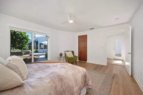 Bedroom - 375 W 8th St, Davis, CA 95616 photo 6 of 6