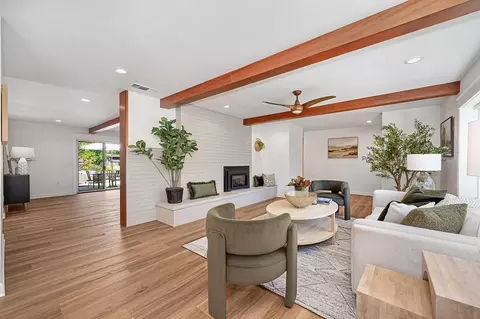 Living - 375 W 8th St, Davis, CA 95616 photo 4 of 8
