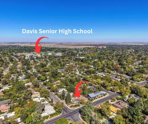 View/Area - 375 W 8th St, Davis, CA 95616 photo 4 of 4