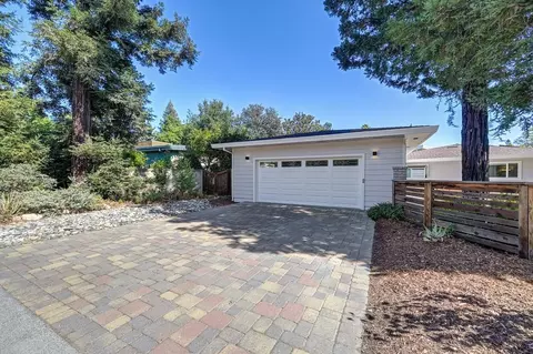 Exterior - 375 W 8th St, Davis, CA 95616 photo 14 of 15