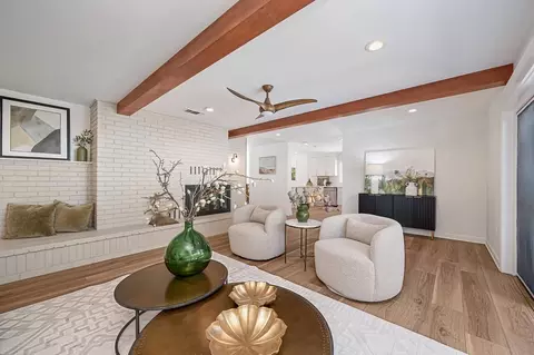 Living - 375 W 8th St, Davis, CA 95616 photo 6 of 8