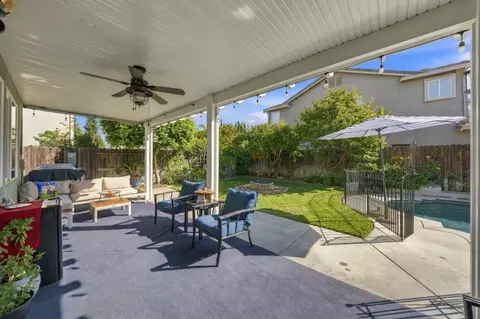 Exterior - 1530 Calhoun Ave, Ripon, CA 95366 photo 5 of 11