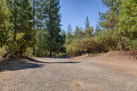 5540 Pine Ridge Rd, Foresthill, CA 95631