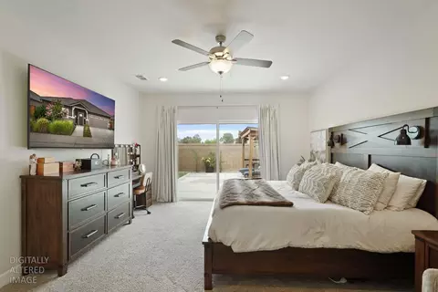 Bedroom - 936 Hogan Rd, Galt, CA 95632 photo 5 of 5