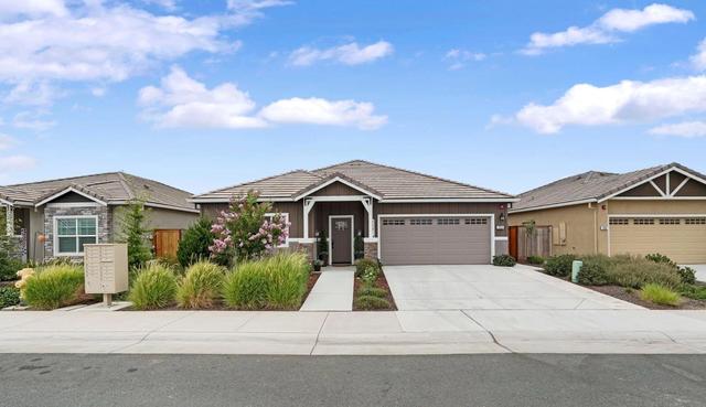936 Hogan Rd, Galt, CA 95632