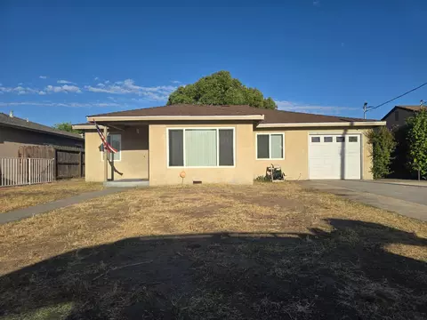 530 Locust Ave, Manteca, CA 95337