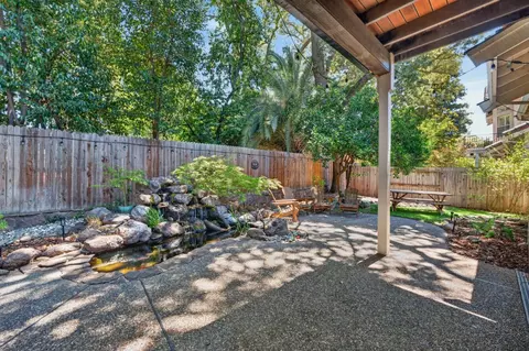 Exterior - 3032 Valasstrada Ct, Carmichael, CA 95608 photo 4 of 13