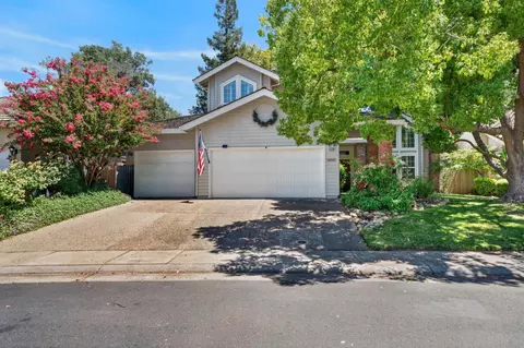 Exterior - 3032 Valasstrada Ct, Carmichael, CA 95608 photo 1 of 13
