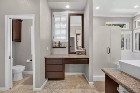 Bath - 3032 Valasstrada Ct, Carmichael, CA 95608 photo 4 of 7