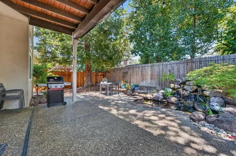 Exterior - 3032 Valasstrada Ct, Carmichael, CA 95608 photo 7 of 13