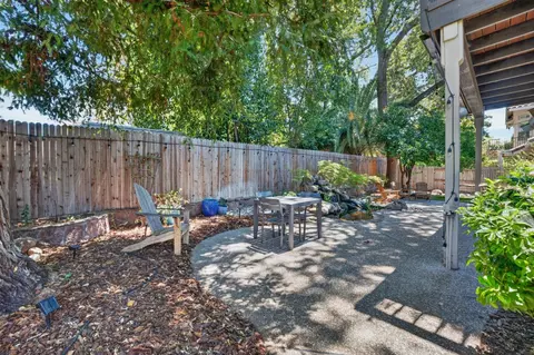 Exterior - 3032 Valasstrada Ct, Carmichael, CA 95608 photo 8 of 13
