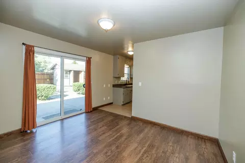 Living - 917 Whittier, Modesto, CA 95350 photo 6 of 6